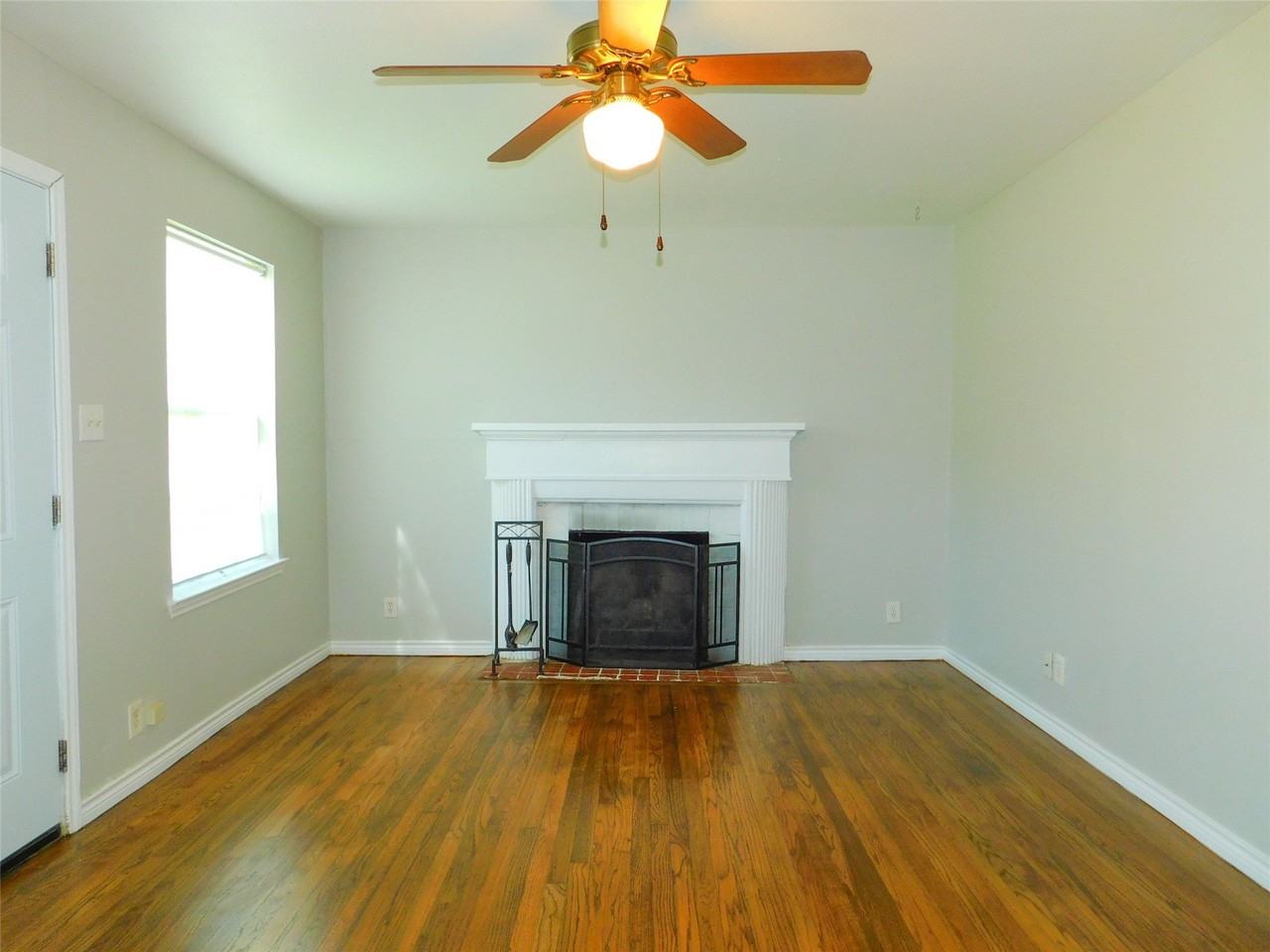 814 Anderson St - Photo 4 of 19