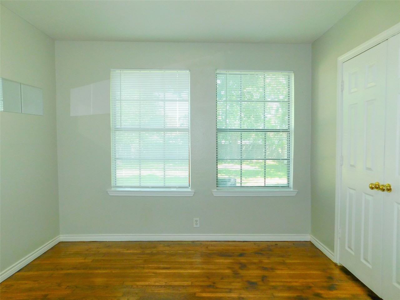 814 Anderson St - Photo 7 of 19