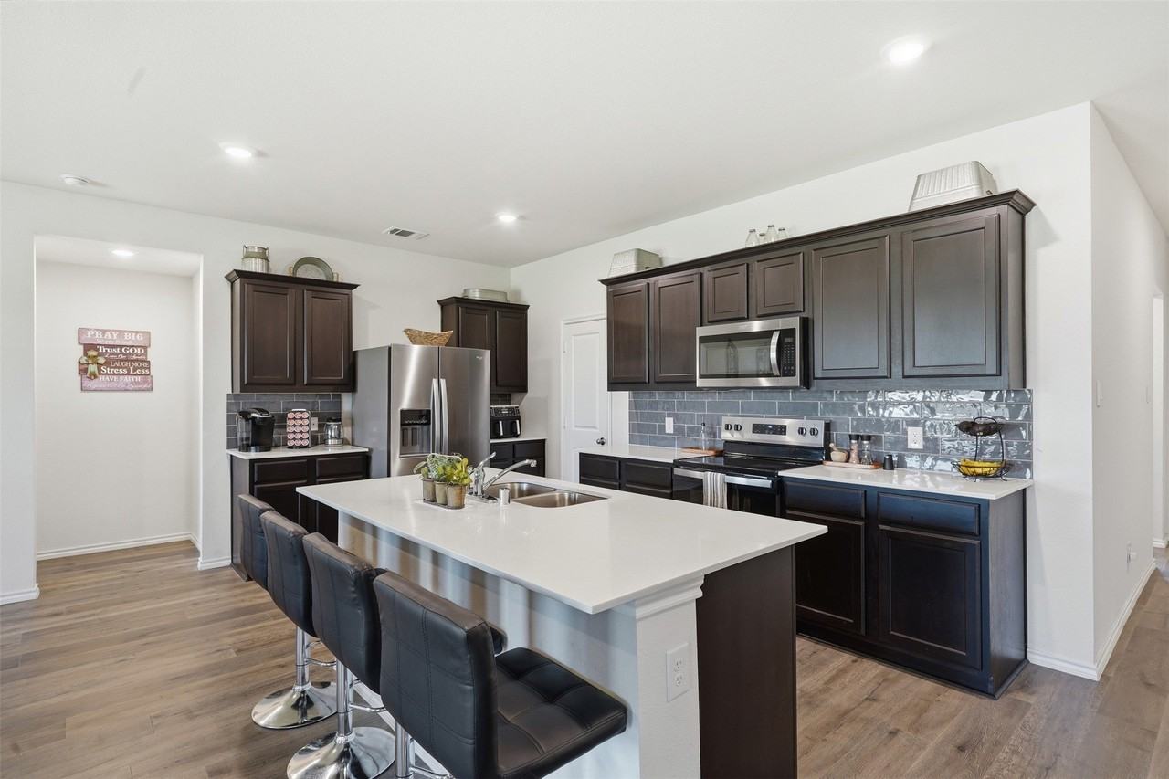 500 Shady Bank Way - Photo 6 of 23