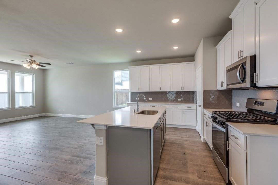 1632 Barnwood Trce - Photo 6 of 25