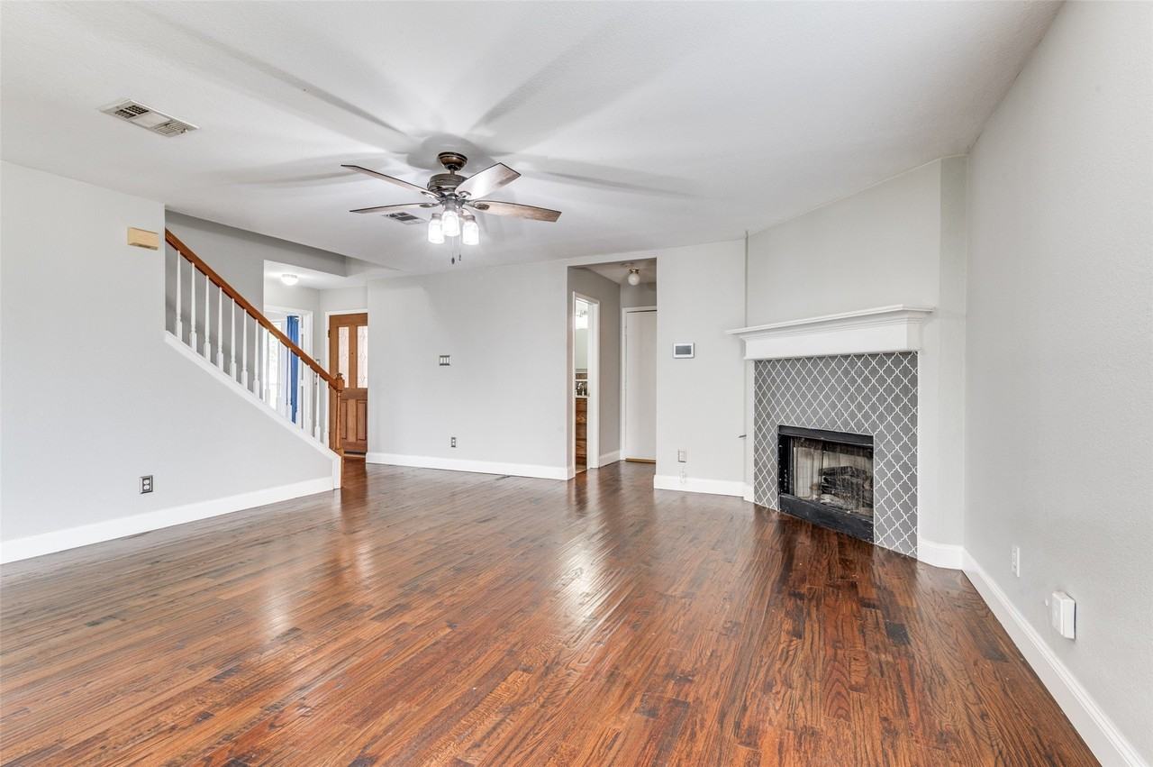 414 Ridgegate Dr - Photo 6 of 37