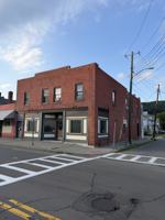 featured image of 346 Clinton St #1