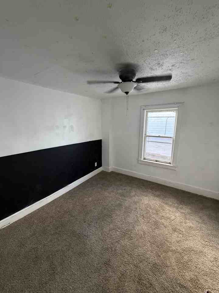 346 Clinton St #1 - Photo 3 of 8