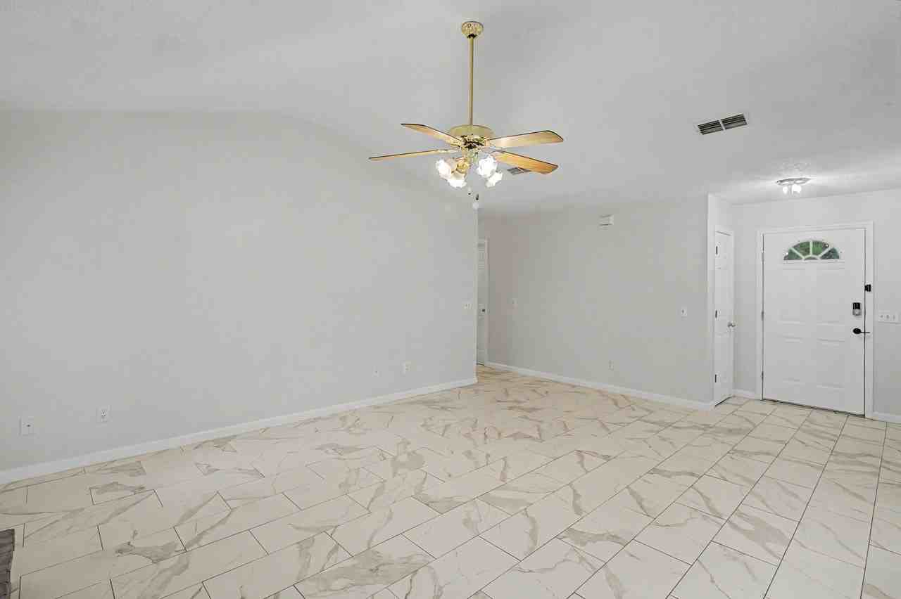 340 Mccumber Dr #1 - Photo 5 of 38