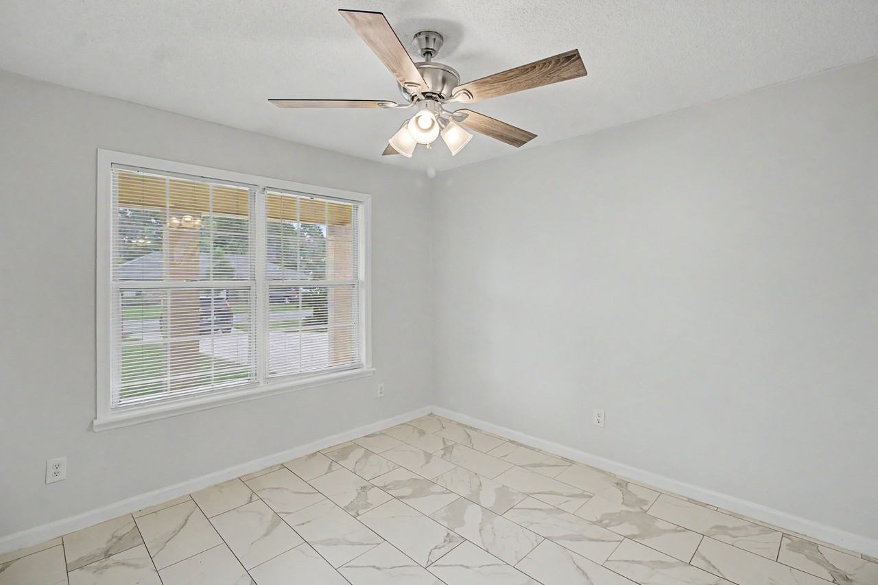 340 Mccumber Dr #1 - Photo 6 of 38