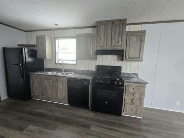 308 Caesar Ave #124 - Photo 5 of 11