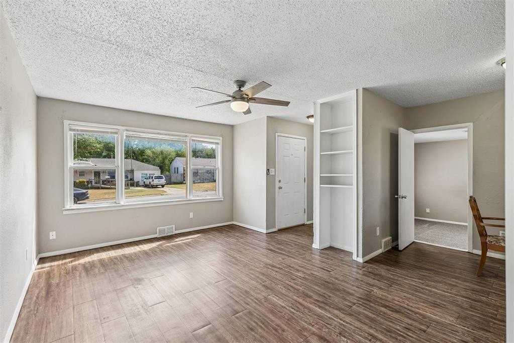 4405 Se 20th St - Photo 5 of 26