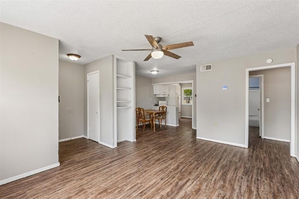 4405 Se 20th St - Photo 6 of 26