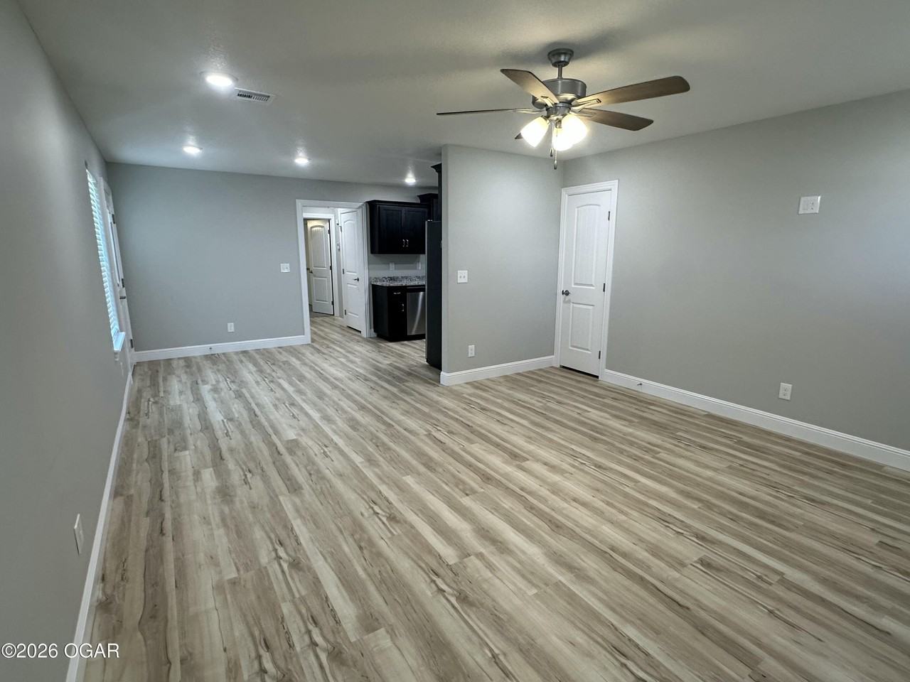 1919 Wisconsin Ave - Photo 4 of 19