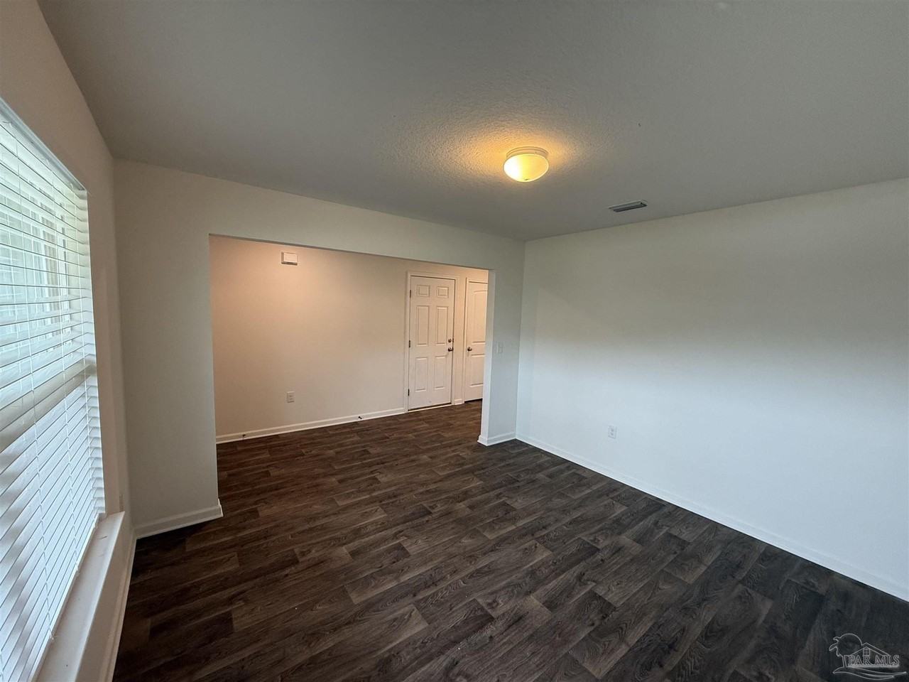 6422 Jerry Lynn Ln - Photo 3 of 21