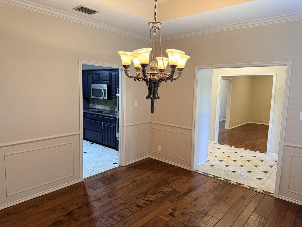 4117 Springfield Ct - Photo 6 of 47