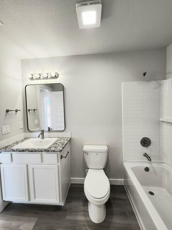 10804 Campfire Ave - Photo 6 of 6