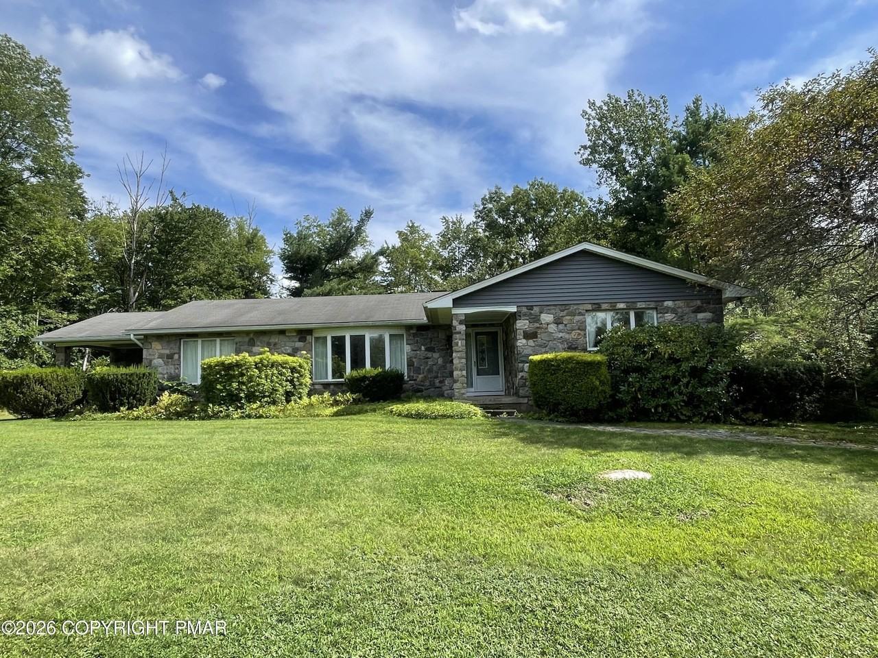 5130 Mountain View Dr - Photo 2 of 32