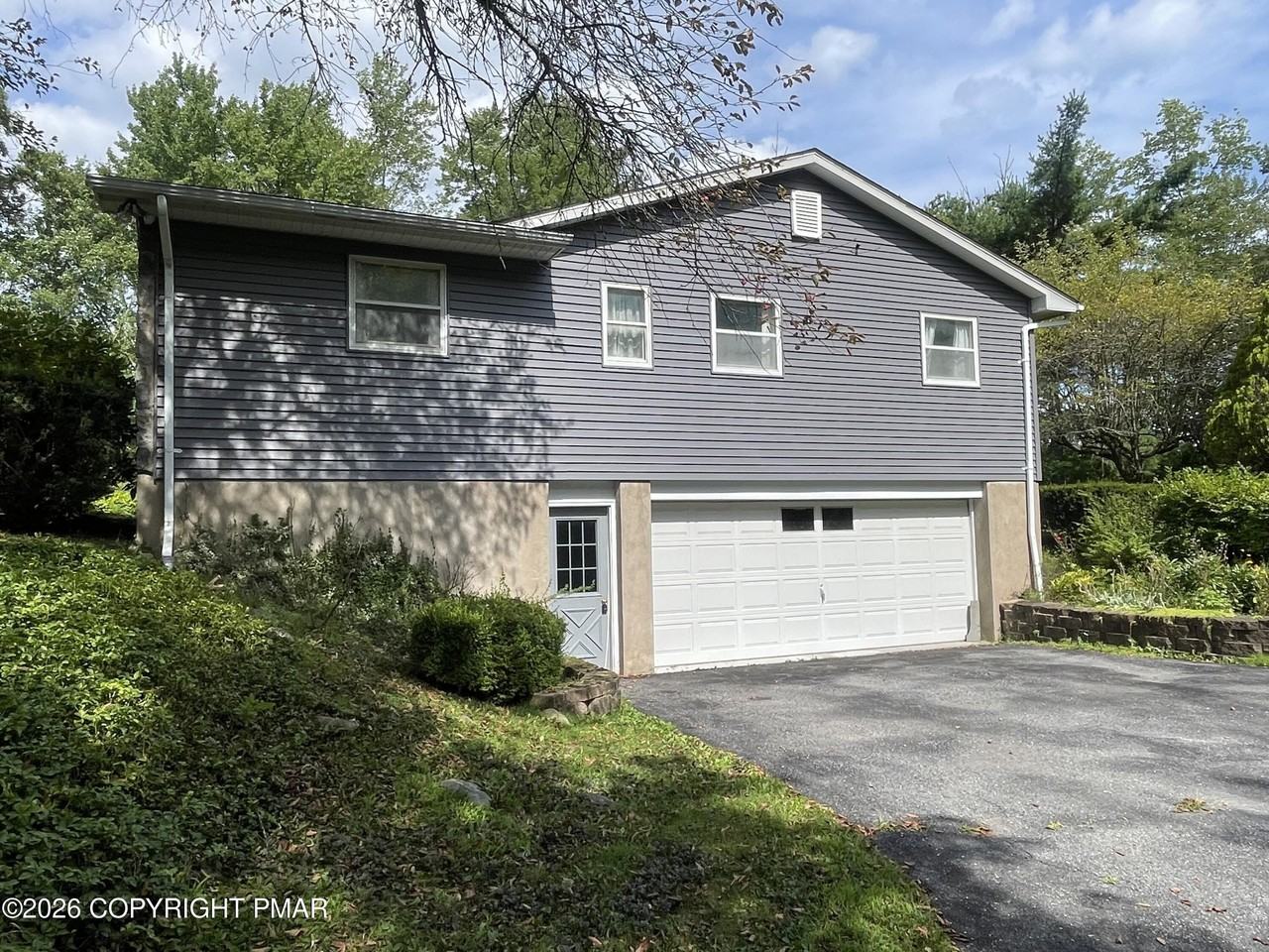 5130 Mountain View Dr - Photo 6 of 32