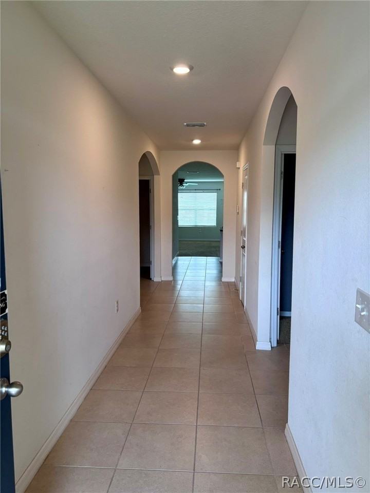 3515 N Burroughs Path - Photo 3 of 28