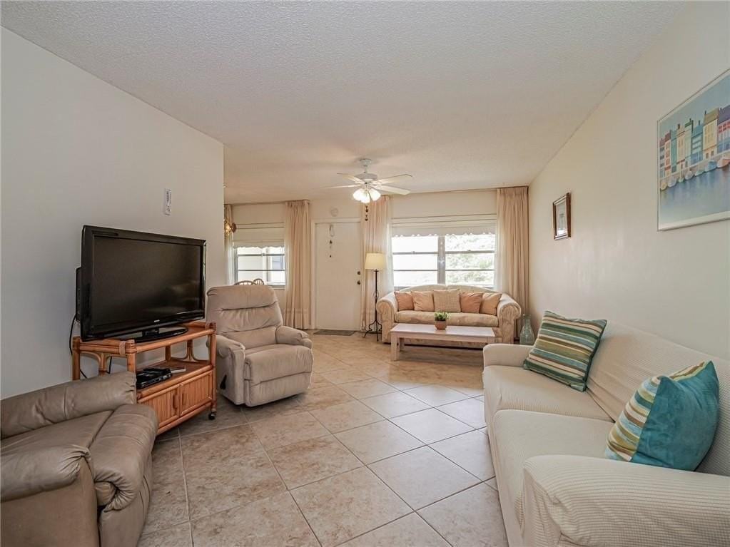 41 Woodland Dr #205 - Photo 5 of 35