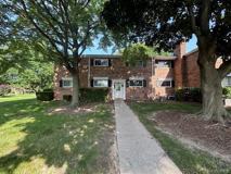 683 E Fox Hills Dr - Photo 1 of 1