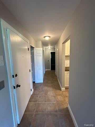 683 E Fox Hills Dr - Photo 7 of 31