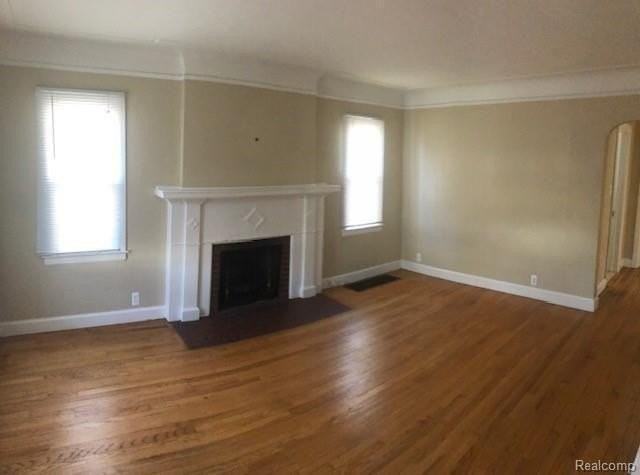 232 E Woodland St - Photo 2 of 9
