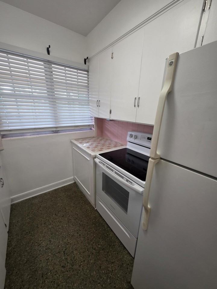 3637 S Olive Ave - Photo 7 of 10