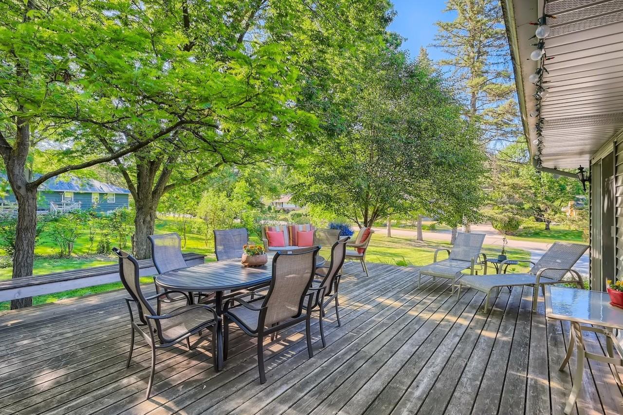 3200 Frear Dr - Photo 6 of 45