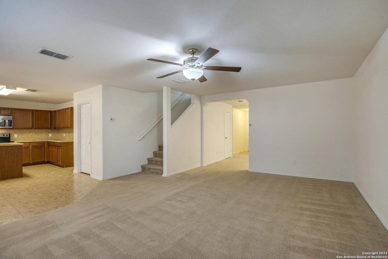 9539 Lookover Bay - Photo 7 of 26