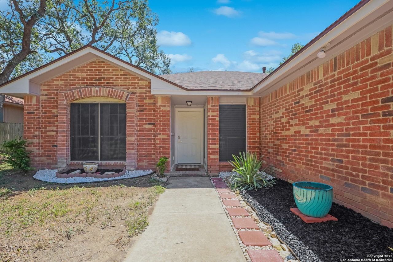 8605 Wood Peak - Photo 4 of 33