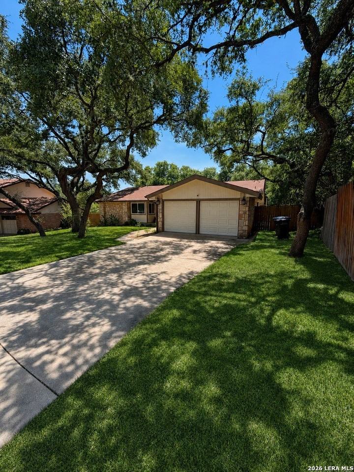 5327 Timber Glade St - Photo 4 of 43