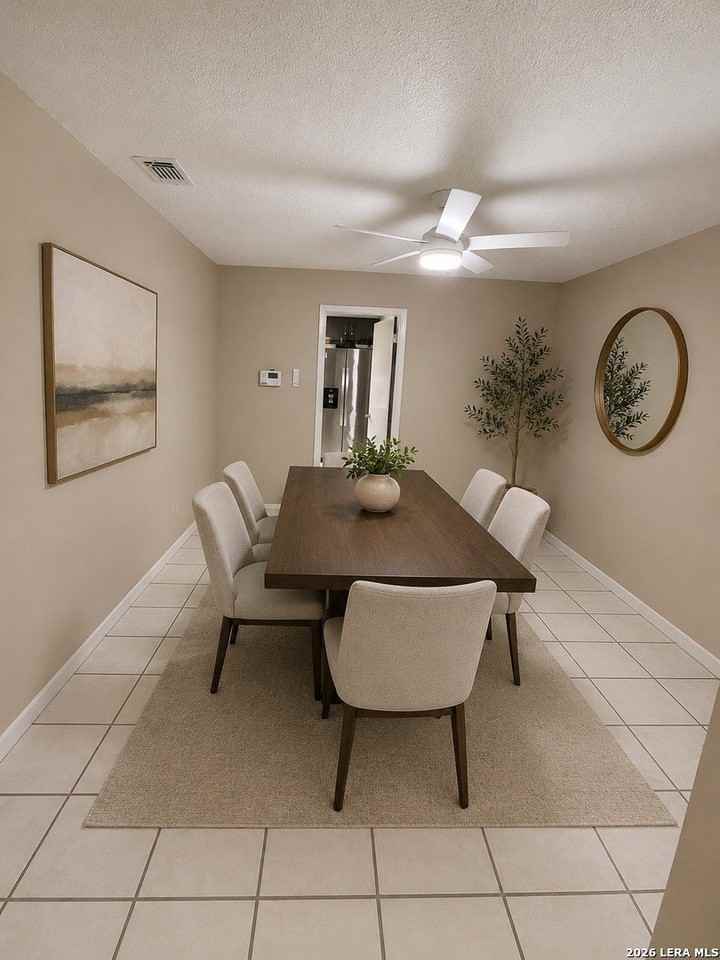 5327 Timber Glade St - Photo 7 of 43