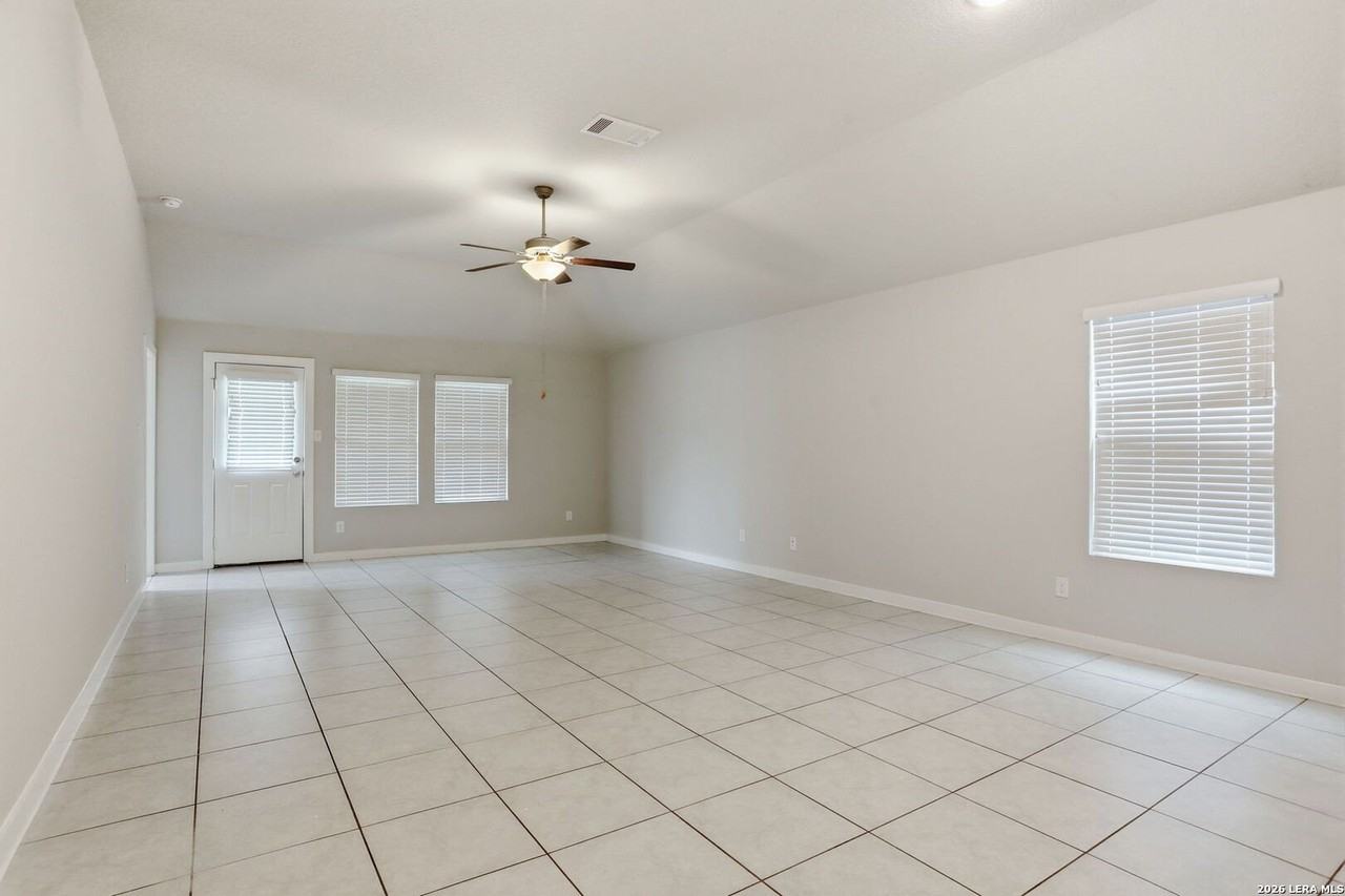 12315 Tower Frst - Photo 5 of 17