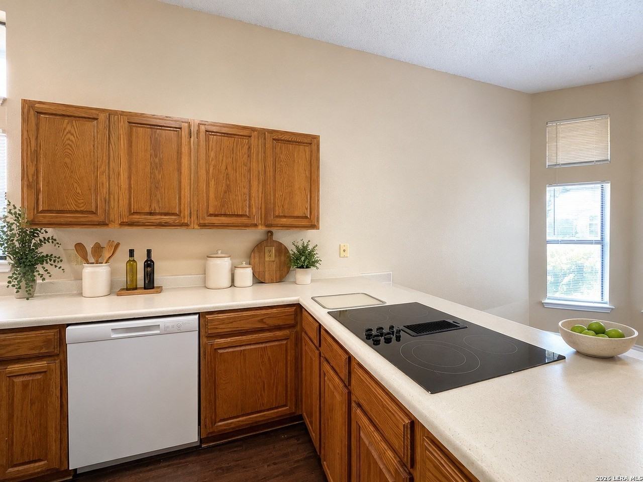 9706 Quiet Lk - Photo 4 of 50