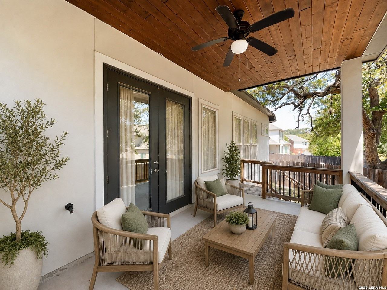 8510 Carmel Grv - Photo 7 of 48
