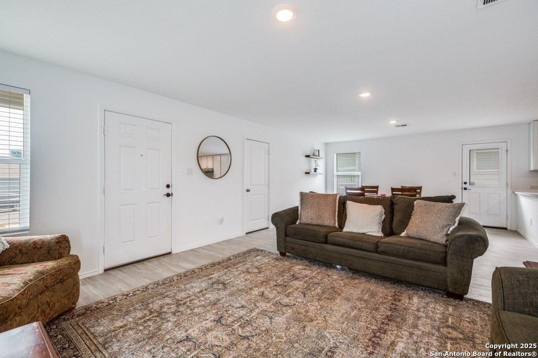5223 Hornbeck Hts - Photo 4 of 13