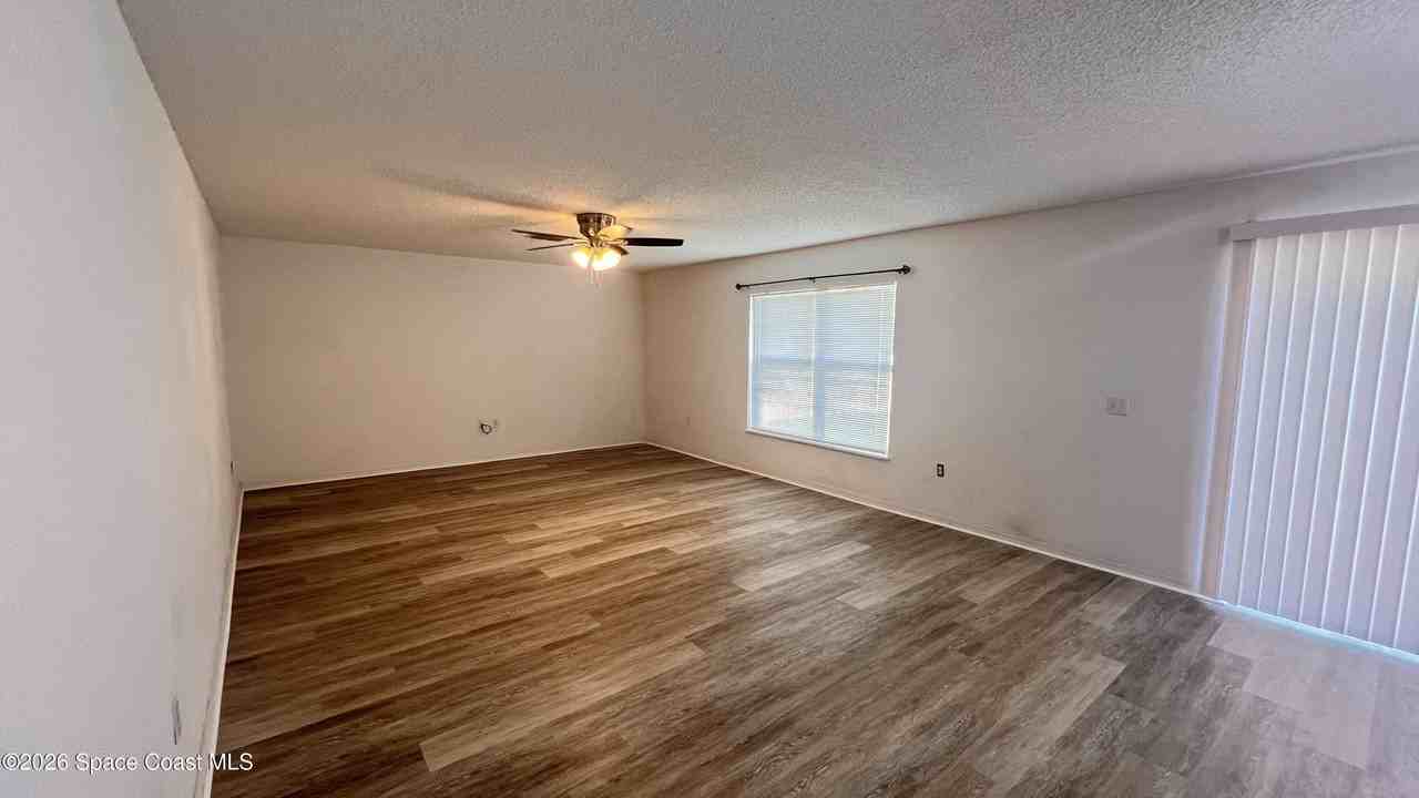 1727 Valcourt St Nw - Photo 7 of 22