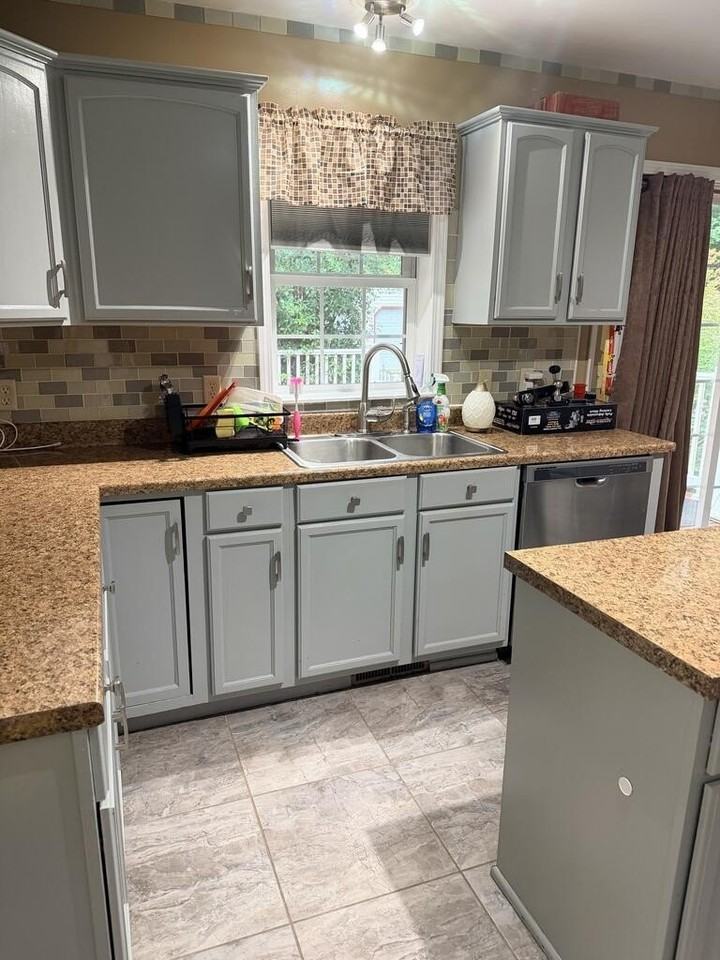 32300 Azalea Ln - Photo 2 of 22