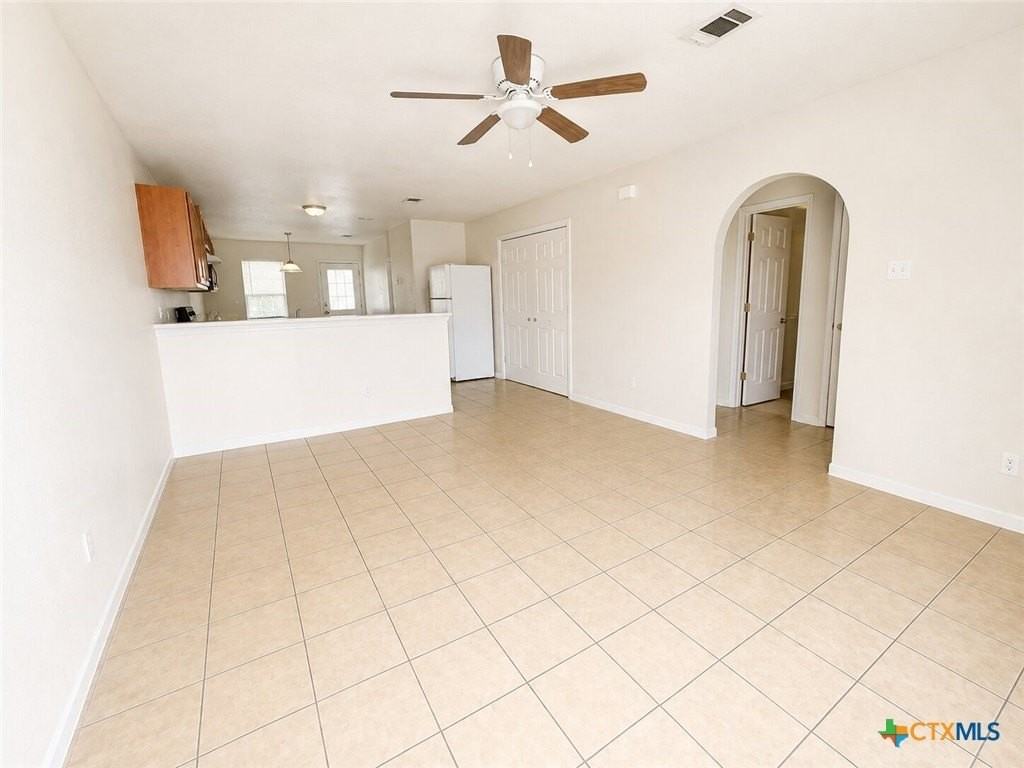 1405 Dugger Cir #A - Photo 2 of 13