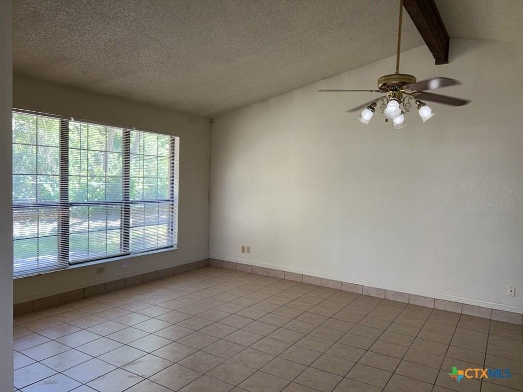 111 Nancy Dr - Photo 3 of 21