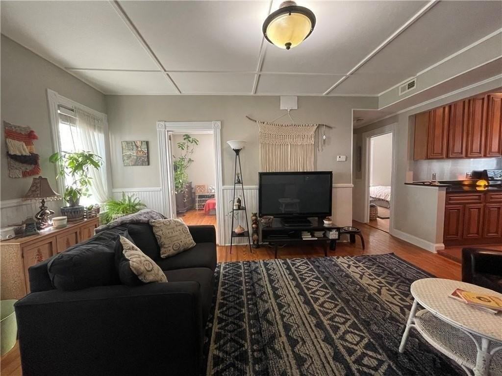 3 Bay View Ave #5 - Photo 7 of 45
