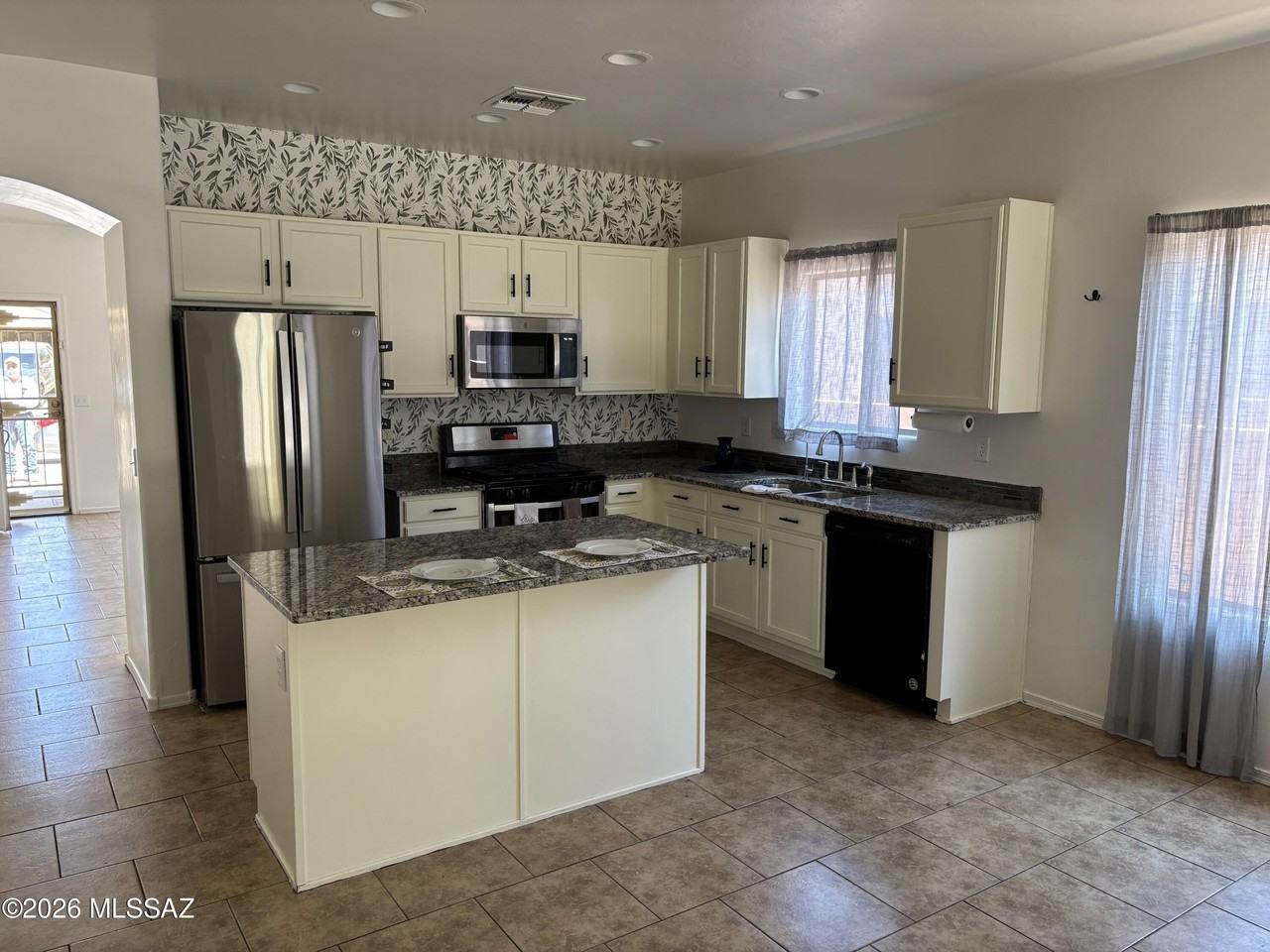 182 E Corte Rancho Dorada - Photo 3 of 14