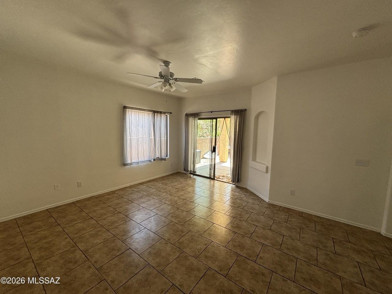 182 E Corte Rancho Dorada - Photo 7 of 14