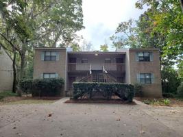 featured image of 2903 Woodrich Dr #B