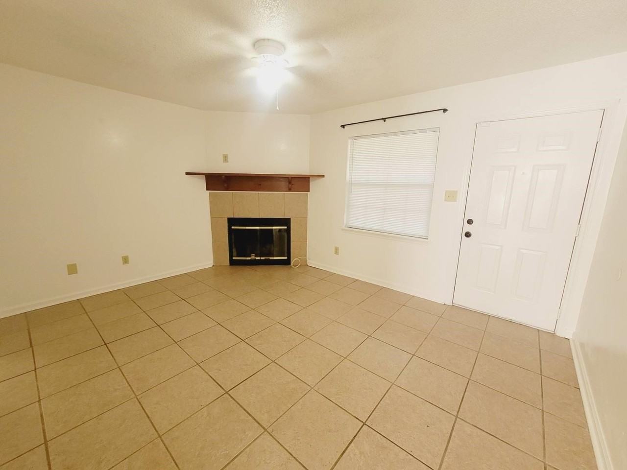 5800 Japonica Ct - Photo 4 of 28