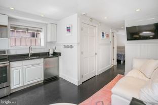 1832 Corcoran St Nw #B - Photo 1 of 1