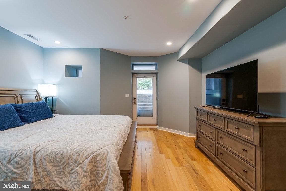 731 Fairmont St Nw #1 - Photo 7 of 23