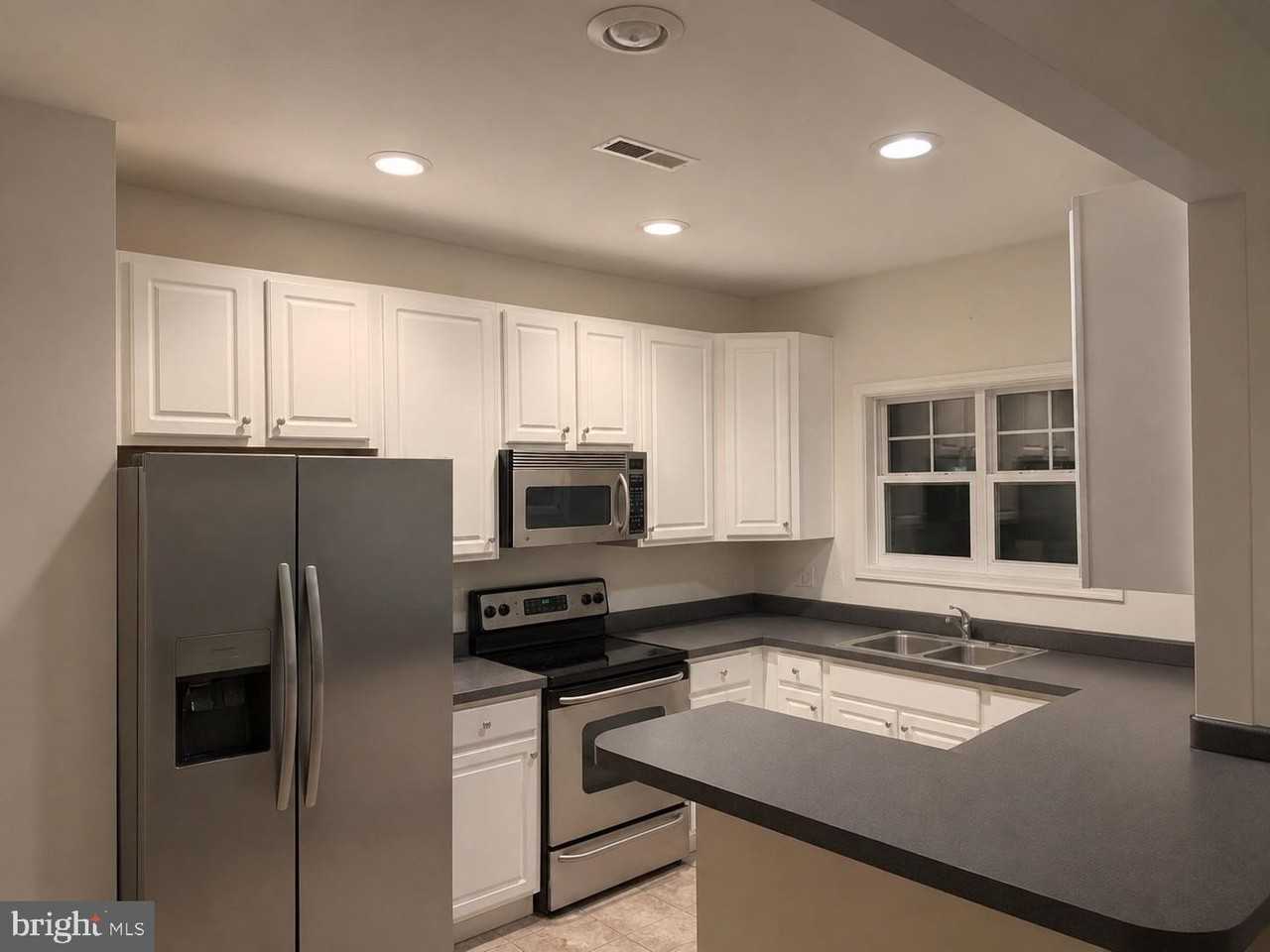 34673 Villa Cir #305 - Photo 4 of 13