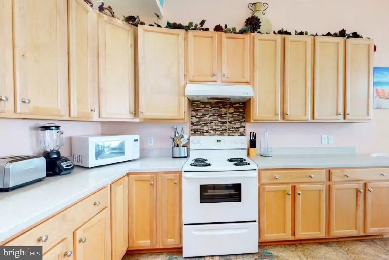 36954 Trout Ter S - Photo 7 of 37