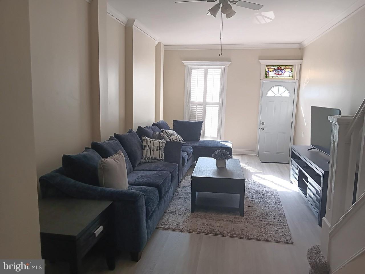 1340 Sargeant St - Photo 2 of 23
