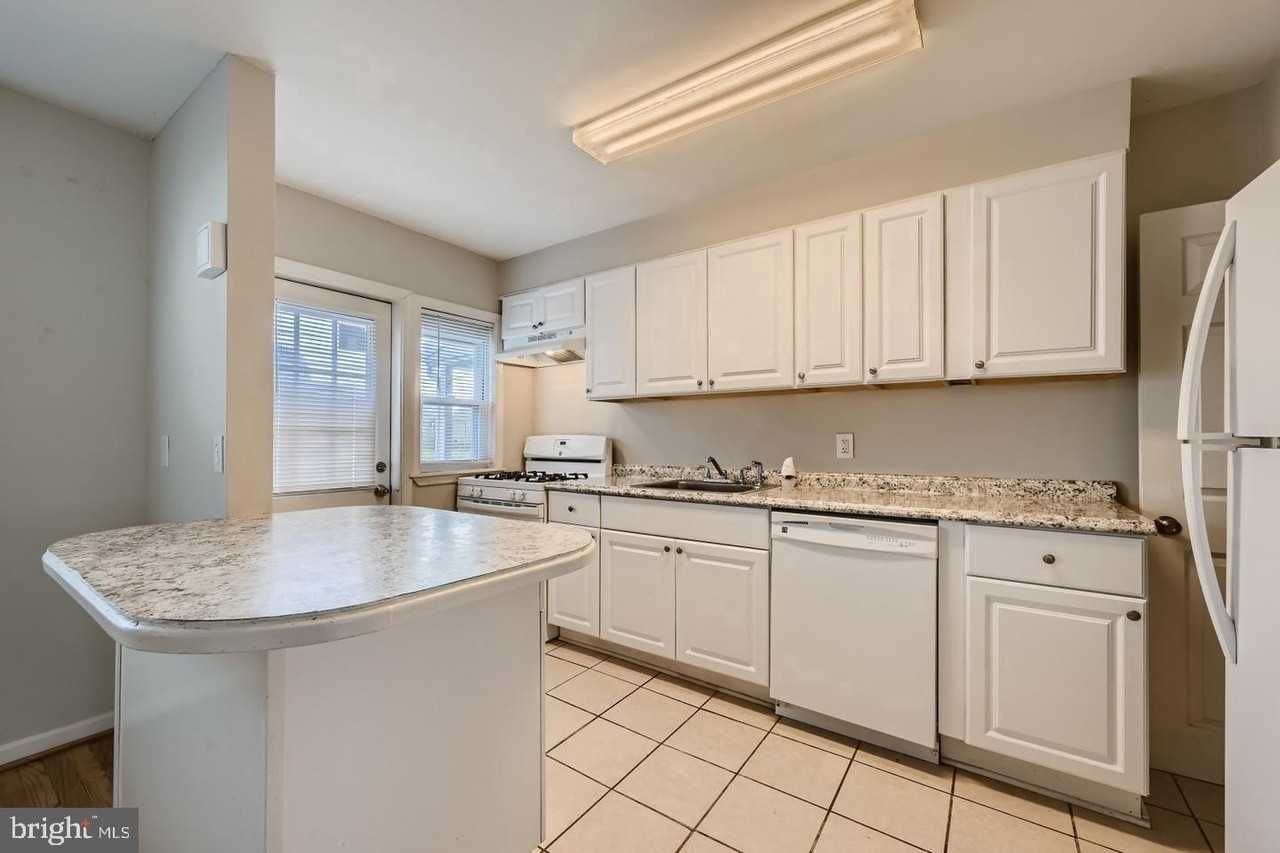 6805 Duluth Ave - Photo 4 of 17