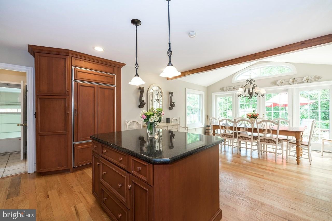 2028 Appleton Rd - Photo 5 of 35