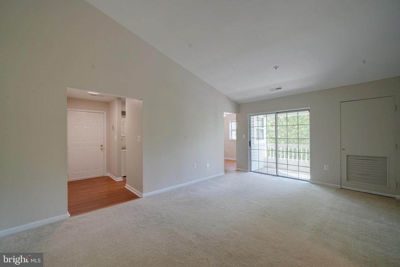 8393 Montgomery Run Rd #I - Photo 5 of 31